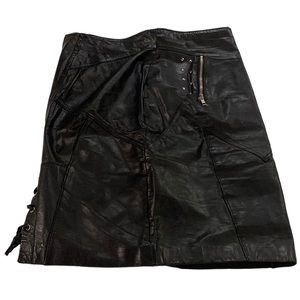 Biker vintage 80’s edgy lace up studded black leather fitted skirt